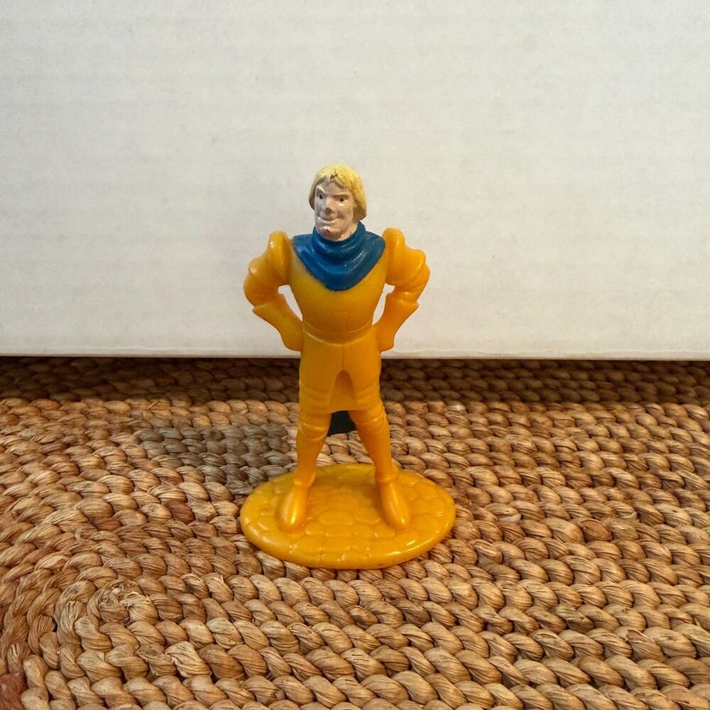 Vintage 1996 General Mills Disney Hunchback Captain Phoebus PVC Figure 3.25"